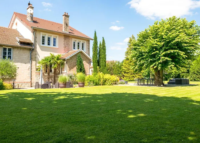 Vakantiehuis L'artbanne - Maison Hestia Saint-Hilaire-le-Petit