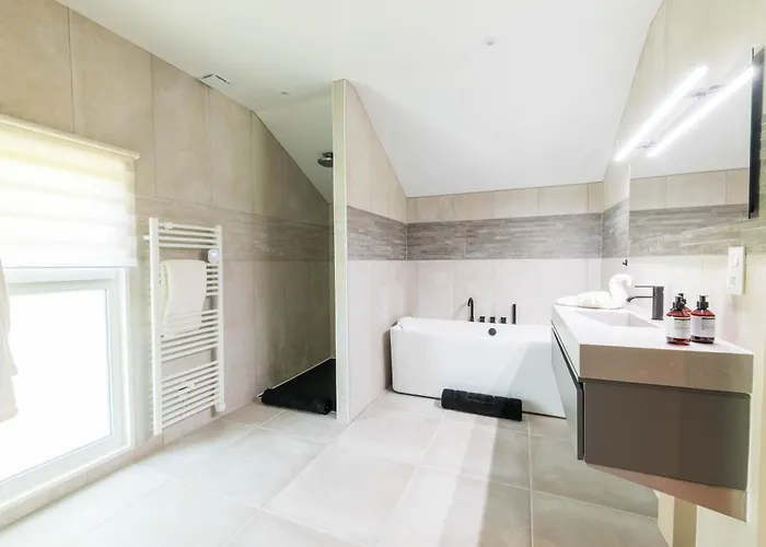 Vakantiehuis L'artbanne - Maison Hestia